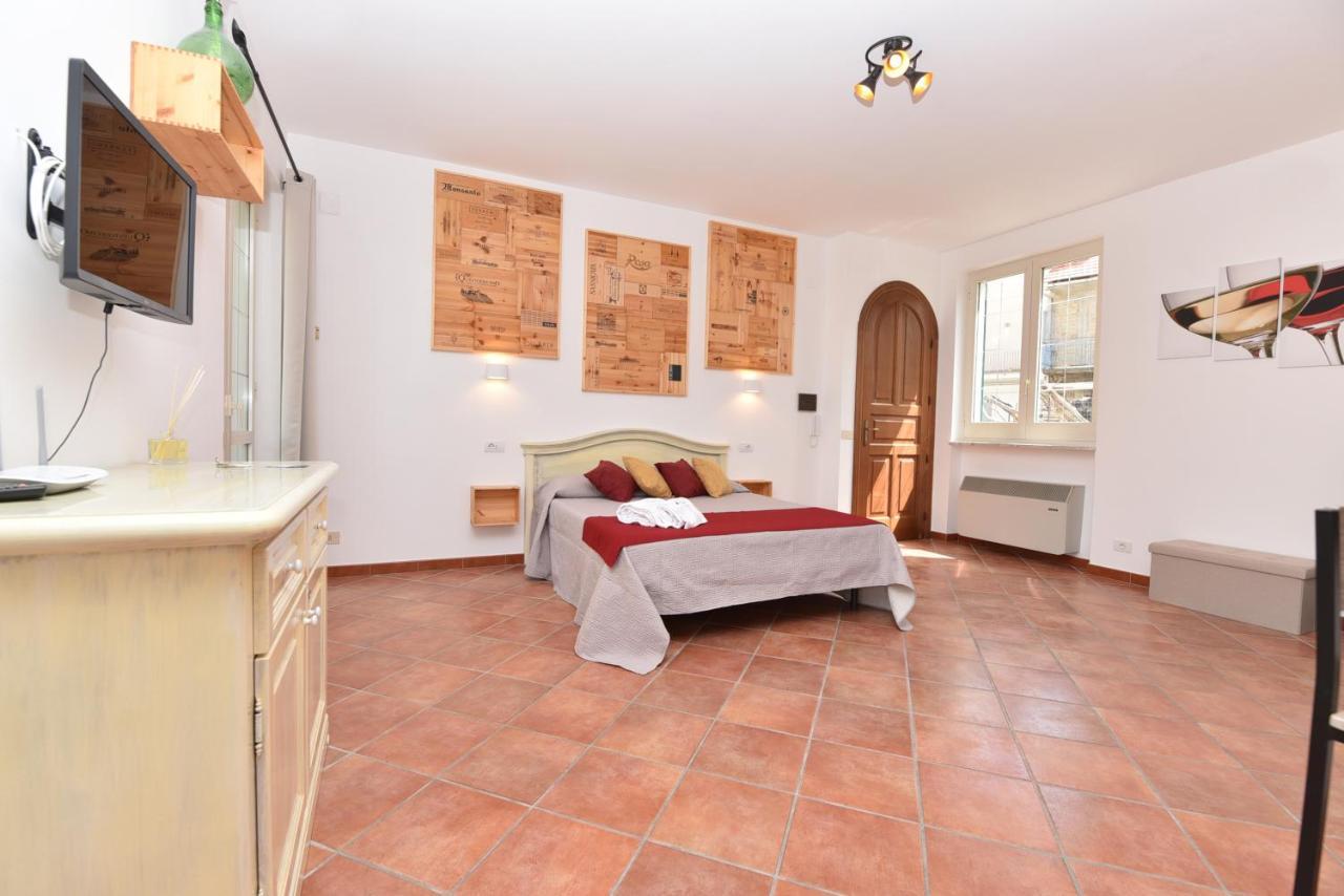 Chez Luke Apartments In Аджерола Екстериор снимка
