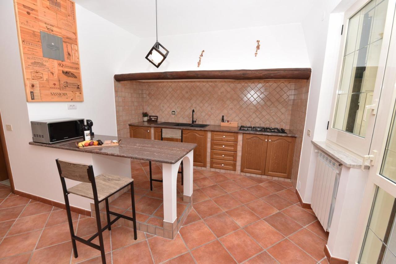 Chez Luke Apartments In Аджерола Екстериор снимка