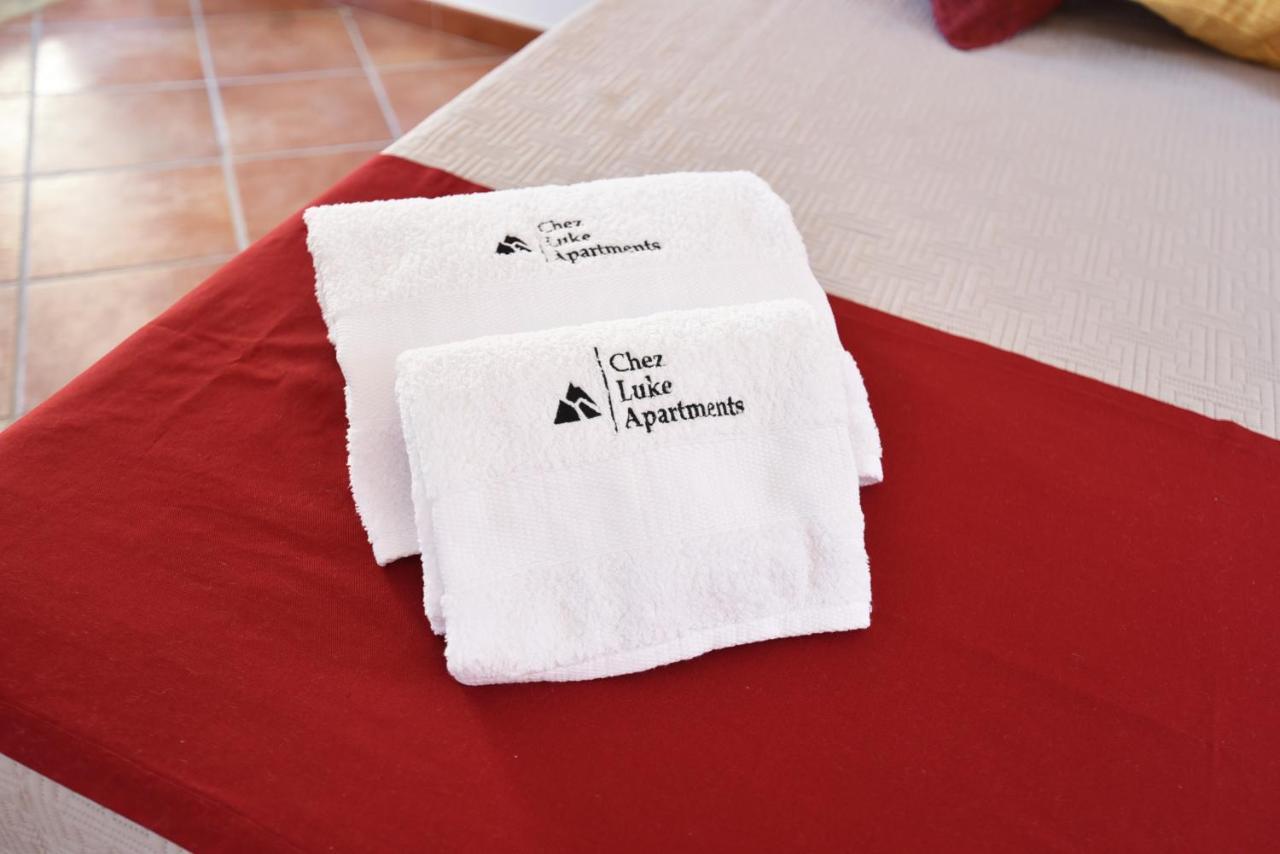 Chez Luke Apartments In Аджерола Екстериор снимка