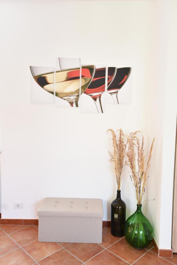 Chez Luke Apartments In Аджерола Екстериор снимка